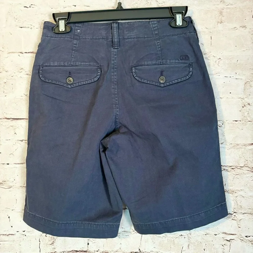 American Eagle Next Level Flex Classic Lived In Chino Shorts Blue Size 26